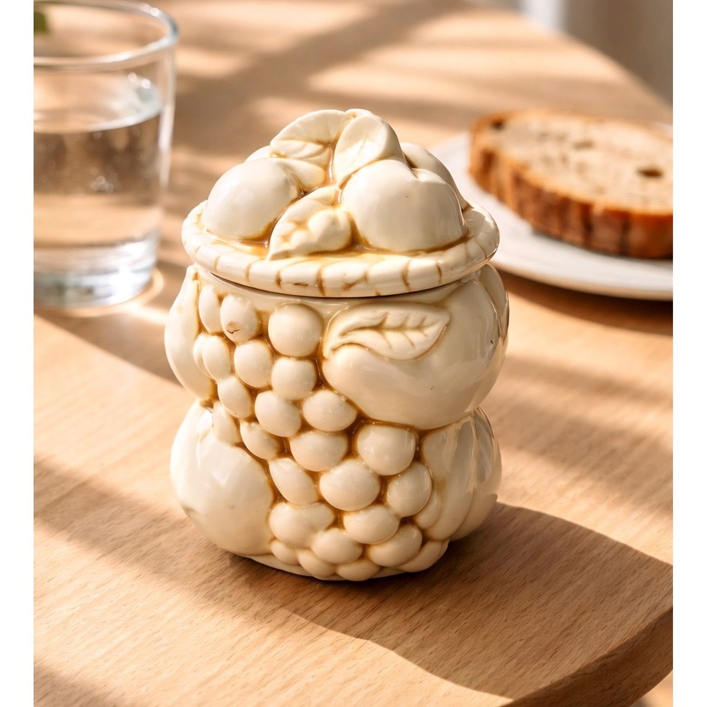 Vintage Ceramic 4 Inch Sugar Bowl Fruit‎ Design Cream/Beige Excellent Condition